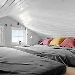 3 Bedroom Amazing In Glesborg