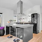 3 Bedroom Amazing In * Glesborg