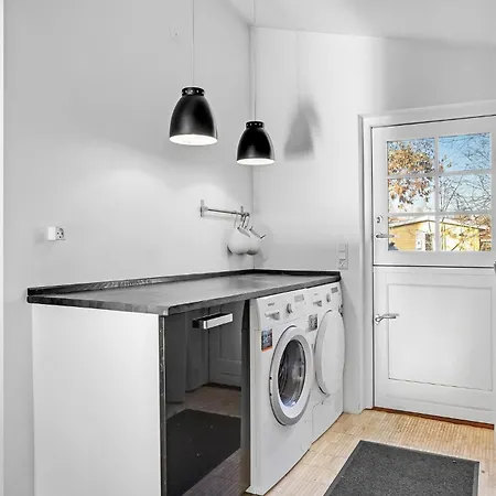 3 Bedroom Amazing In * Glesborg