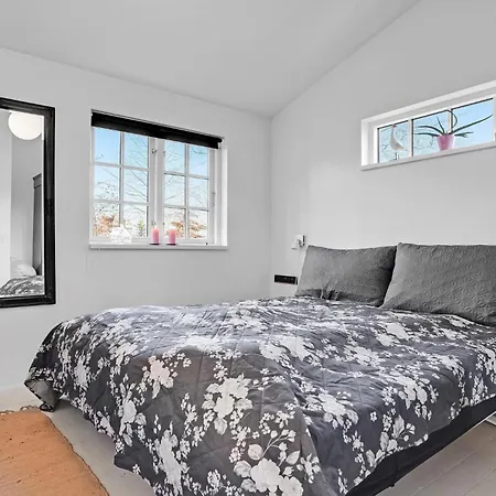 3 Bedroom Amazing In * Glesborg